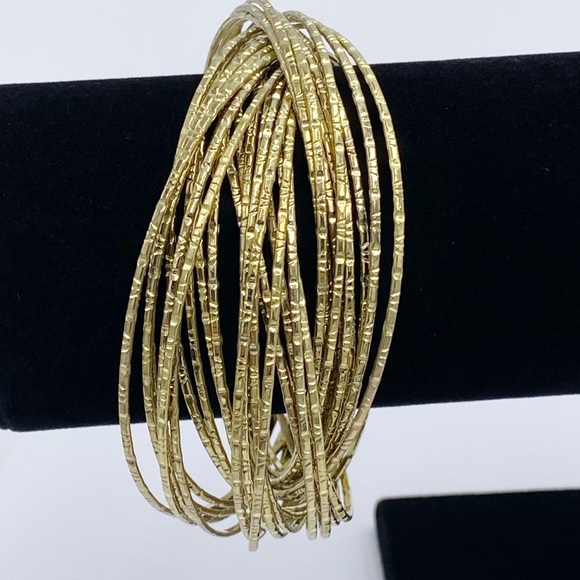 Gold Tone Bangle Bracelets Interlocking - Picture 3 of 5